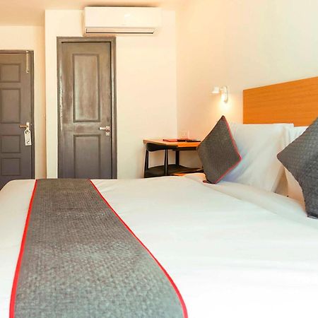 Townhouse O Hotel Aditya Residency Near Parthala Over Bridge Sector 121 Noida Indirapuram Exterior foto