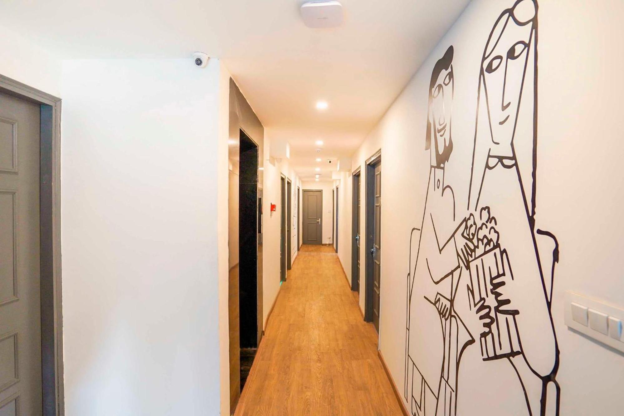 Townhouse O Hotel Aditya Residency Near Parthala Over Bridge Sector 121 Noida Indirapuram Exterior foto
