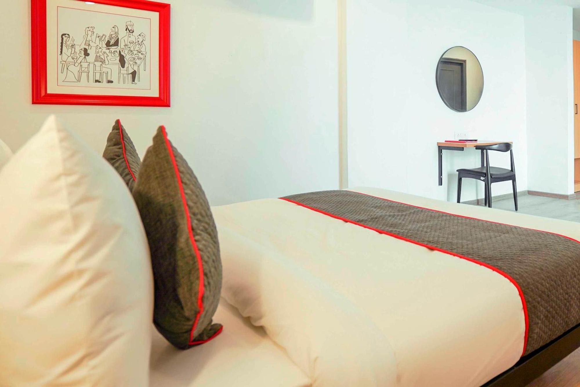 Townhouse O Hotel Aditya Residency Near Parthala Over Bridge Sector 121 Noida Indirapuram Exterior foto